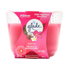 Glade candle package with Exotic Tropical Blossoms fragrance on a white background